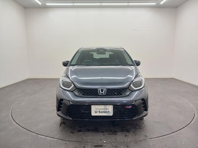 フィット ｅ：ＨＥＶＲＳ　ワンオーナー　純正ナビ　カメラ　ＥＴＣ　Ｄレコ（2枚目）