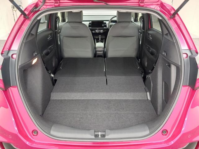 フィット ｅ：ＨＥＶＲＳ　ワンオーナー　純正ナビ　カメラ　ＥＴＣ　Ｄレコ（15枚目）