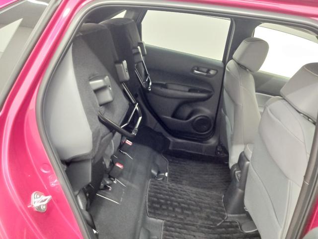 フィット ｅ：ＨＥＶＲＳ　ワンオーナー　純正ナビ　カメラ　ＥＴＣ　Ｄレコ（16枚目）