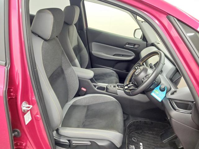 フィット ｅ：ＨＥＶＲＳ　ワンオーナー　純正ナビ　カメラ　ＥＴＣ　Ｄレコ（19枚目）