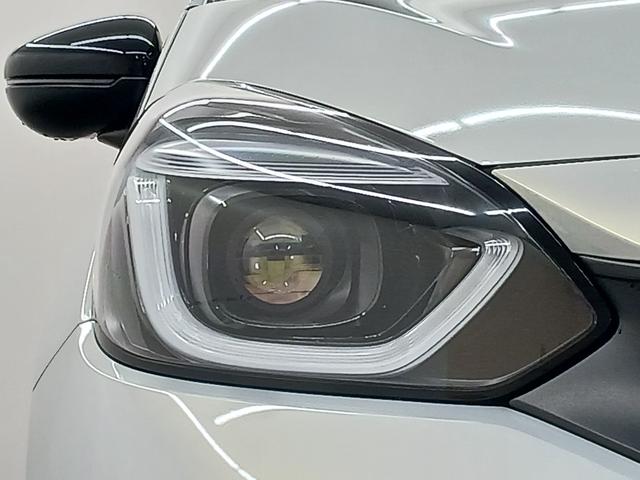 フィット ｅ：ＨＥＶＲＳ　ワンオーナー　純正ナビ　カメラ　ＥＴＣ　Ｄレコ（11枚目）