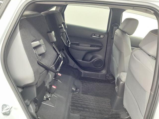 フィット ｅ：ＨＥＶＲＳ　ワンオーナー　純正ナビ　カメラ　ＥＴＣ　Ｄレコ（15枚目）