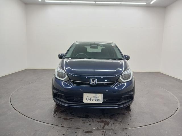 フィット ｅ：ＨＥＶホーム　ワンオーナー　純正ナビ　カメラ　ＥＴＣ　Ｄレコ（2枚目）