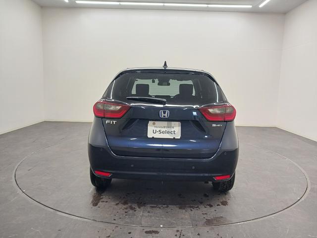 フィット ｅ：ＨＥＶホーム　ワンオーナー　純正ナビ　カメラ　ＥＴＣ　Ｄレコ（5枚目）