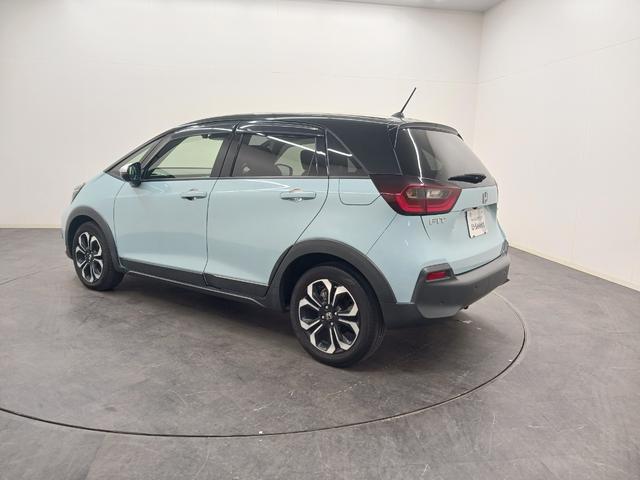 フィット ｅ：ＨＥＶクロスター　ワンオーナー　純正ナビ　カメラ　ＥＴＣ　Ｄレコ（4枚目）