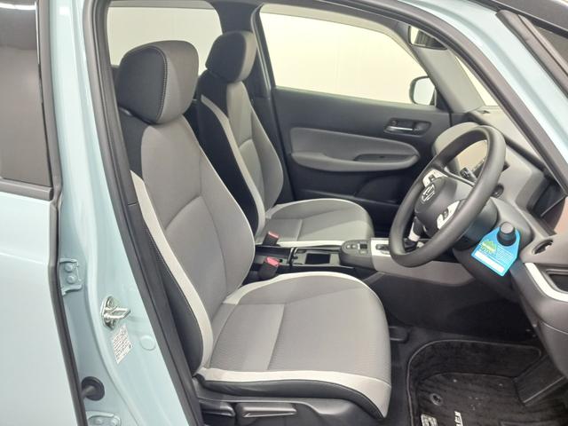 フィット ｅ：ＨＥＶクロスター　ワンオーナー　純正ナビ　カメラ　ＥＴＣ　Ｄレコ（18枚目）