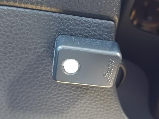 フィット ｅ：ＨＥＶクロスター　ワンオーナー　純正ナビ　カメラ　ＥＴＣ　Ｄレコ（21枚目）