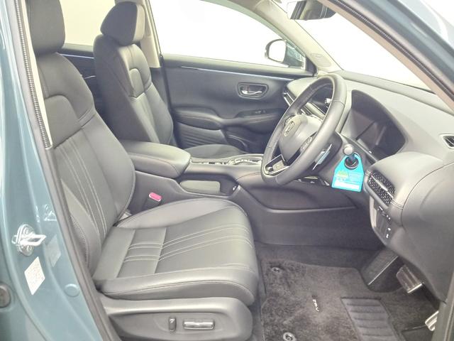 ＺＲ－Ｖ ｅ：ＨＥＶＺ　ワンオーナー　純正ナビ　カメラ　ＥＴＣ　Ｄレコ（18枚目）