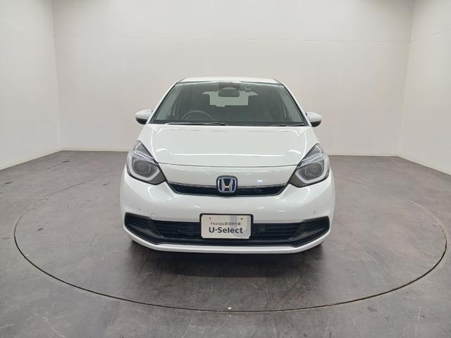 フィット ｅ：ＨＥＶホーム　ワンオーナー　純正ナビ　カメラ　ＥＴＣ　Ｄレコ（2枚目）