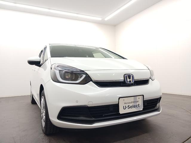 フィット ｅ：ＨＥＶホーム　ワンオーナー　純正ナビ　カメラ　ＥＴＣ　Ｄレコ（10枚目）