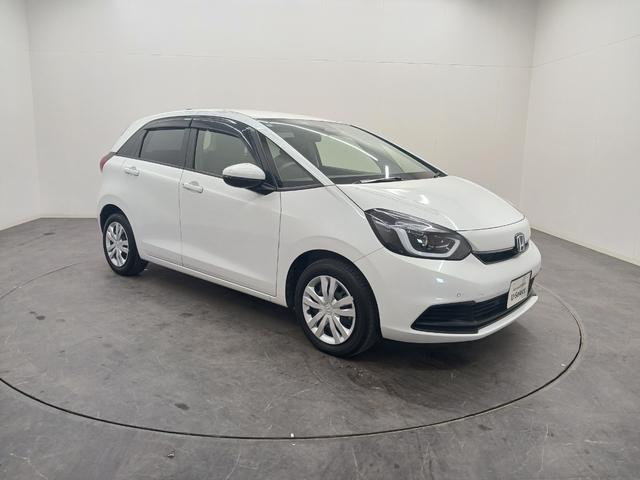 フィット ｅ：ＨＥＶホーム　ワンオーナー　純正ナビ　カメラ　ＥＴＣ　Ｄレコ（8枚目）