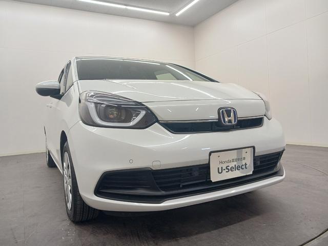 フィット ｅ：ＨＥＶホーム　ワンオーナー　純正ナビ　カメラ　ＥＴＣ　Ｄレコ（10枚目）