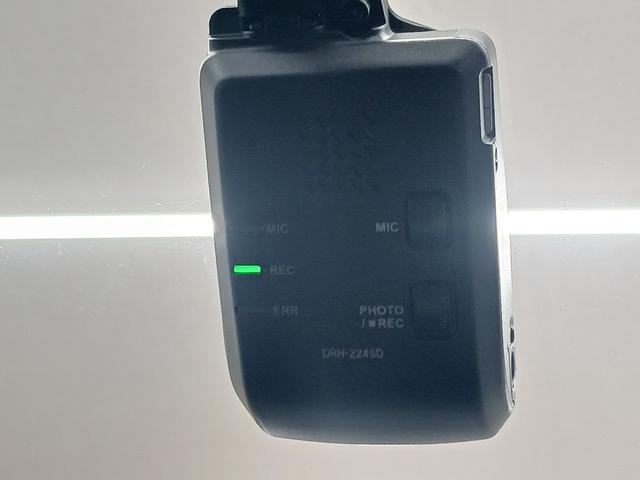 フィット ｅ：ＨＥＶホーム　ワンオーナー　純正ナビ　カメラ　ＥＴＣ　Ｄレコ（21枚目）