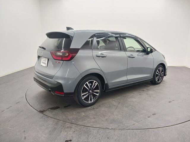 フィット ＲＳ　ワンオーナー　純正ナビ　カメラ　ＥＴＣ　Ｄレコ（6枚目）