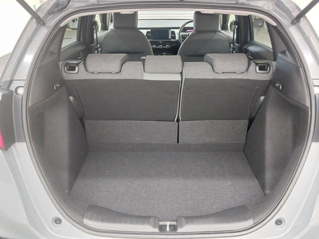 フィット ＲＳ　ワンオーナー　純正ナビ　カメラ　ＥＴＣ　Ｄレコ（13枚目）