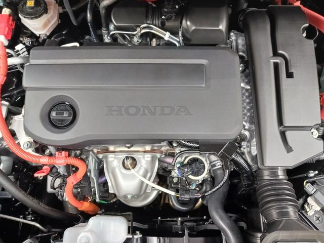 ＺＲ－Ｖ ｅ：ＨＥＶＺ　ワンオーナー　純正ナビ　カメラ　ＥＴＣ　Ｄレコ（9枚目）