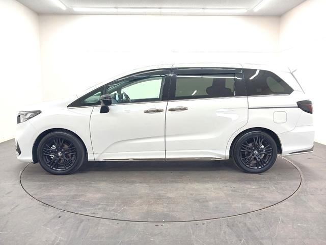 オデッセイハイブリッド e:HEVアブソルート・EXブラックエディション ワンオーナー 純正ナビ カメラ ETC Dレコ(3枚目)