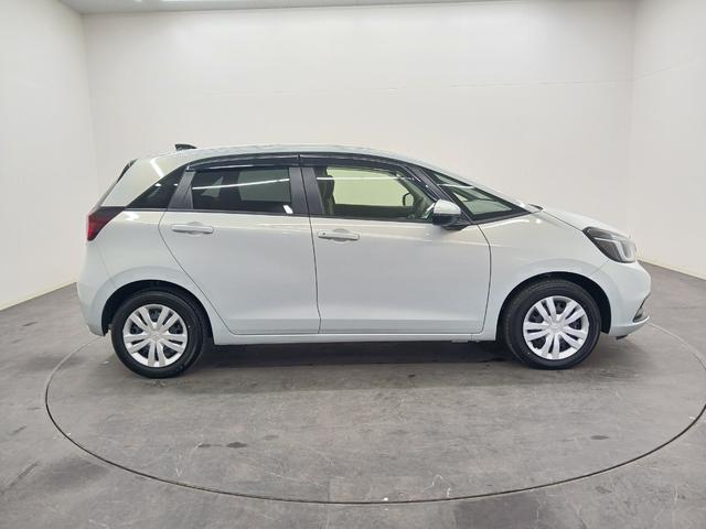 フィット e:HEVホーム ワンオーナー 純正ナビ カメラ ETC Dレコ(7枚目)