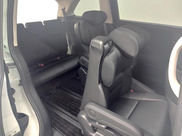 オデッセイハイブリッド ｅ：ＨＥＶアブソルート・ＥＸ　ワンオーナー　純正ナビ　カメラ　ＥＴＣ　Ｄレコ（16枚目）