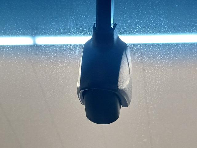 オデッセイハイブリッド ｅ：ＨＥＶアブソルート・ＥＸ　ワンオーナー　純正ナビ　カメラ　ＥＴＣ　Ｄレコ（22枚目）