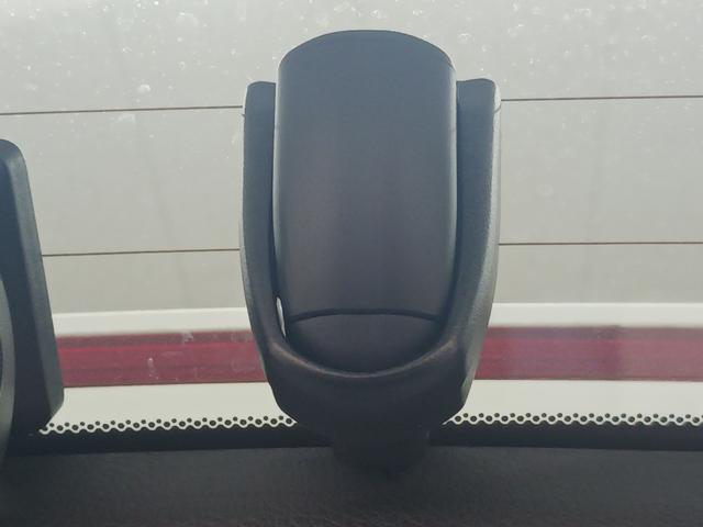 オデッセイハイブリッド ｅ：ＨＥＶアブソルート・ＥＸ　ワンオーナー　純正ナビ　カメラ　ＥＴＣ　Ｄレコ（23枚目）