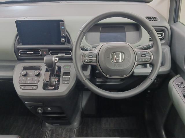 フリード クロスター　ワンオーナー　純正ナビ　カメラ　ＥＴＣ　Ｄレコ（16枚目）