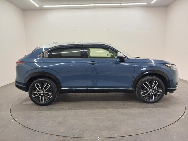 ヴェゼル ｅ：ＨＥＶＺ・ＰＬａＹパッケージ　ワンオーナー　純正ナビ　マルチカメラ　ＥＴＣ　Ｄレコ（7枚目）