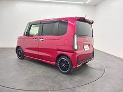 ��Ź�������ξ�ϼ��ҤǤβ����֤ȥǥ⥫���ʼ��Ѽ֡ˤ��鹽�����졢�¿����Ƥ��������������ޤ��� 4