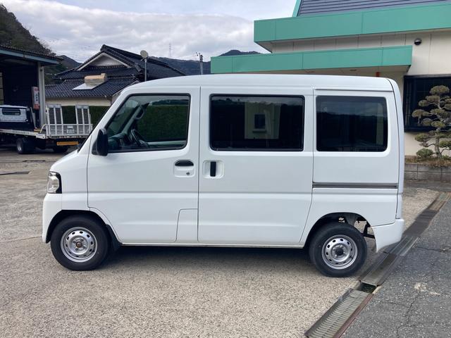 日産 ＮＶ１００クリッパーバン