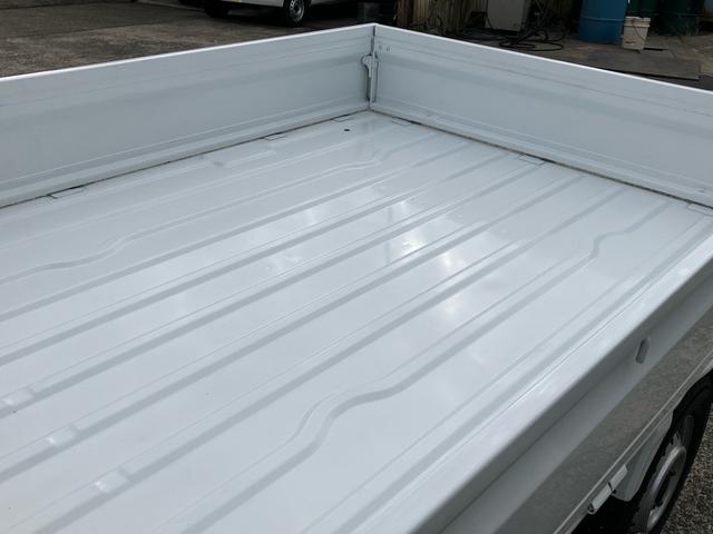 キャリイトラック ＫＣエアコン・パワステ　５速ミッション　ＭＴ車　運転席エアバック　４ＷＤ（10枚目）