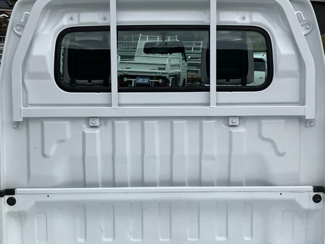 キャリイトラック ＫＣエアコン・パワステ　５速ミッション　ＭＴ車　運転席エアバック　４ＷＤ（15枚目）