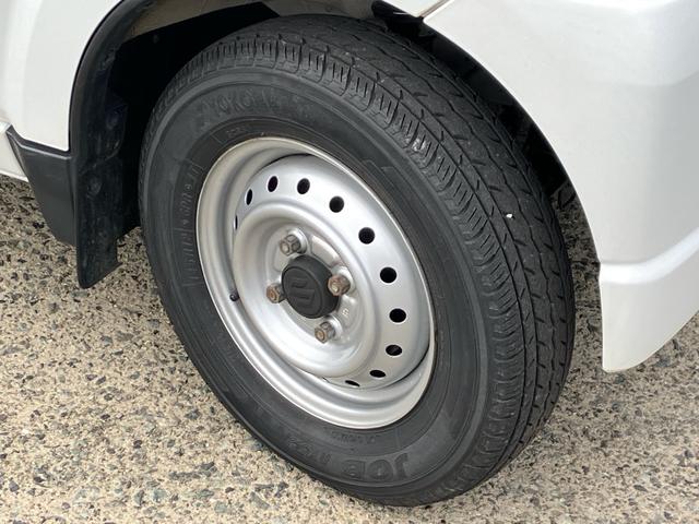キャリイトラック ＫＣエアコン・パワステ　５速ミッション　ＭＴ車　運転席エアバック　４ＷＤ（16枚目）
