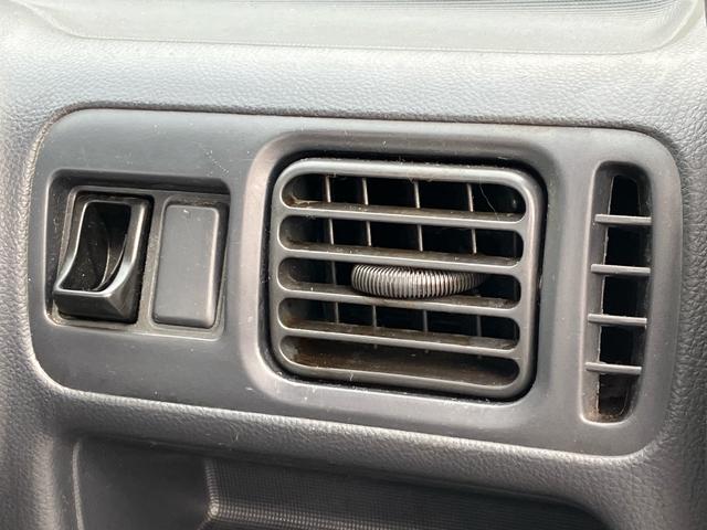 キャリイトラック ＫＣエアコン・パワステ　５速ミッション　ＭＴ車　運転席エアバック　４ＷＤ（32枚目）