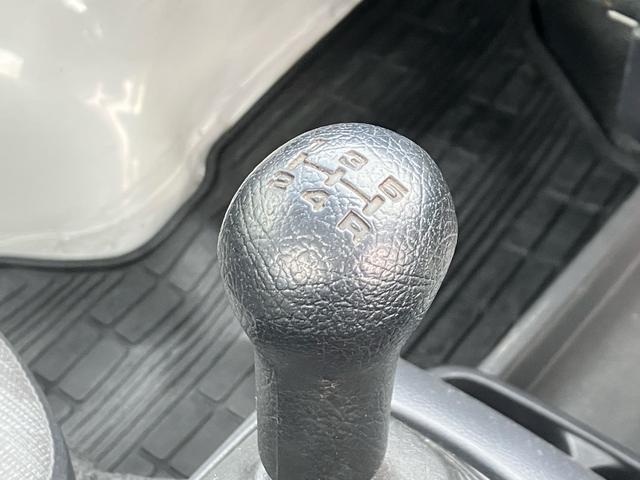 キャリイトラック ＫＣエアコン・パワステ　５速ミッション　ＭＴ車　運転席エアバック　４ＷＤ（41枚目）