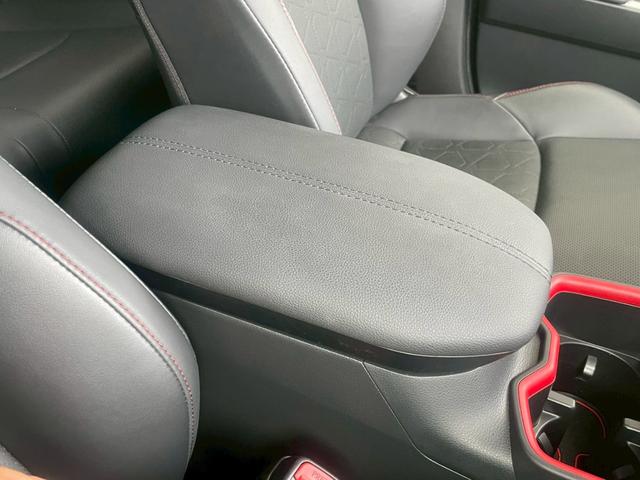 ＲＡＶ４ アドベンチャー　オフロードパッケージＩＩ　１０．５型ナビ　全周囲カメラ　ＴＶ視聴可　ドラレコ　ＥＴＣ　パワーシート＆シートメモリー　シートヒーター　ベンチレーション　レーダークルーズ　電動パーキングブレーキ　ブレーキホールド（22枚目）