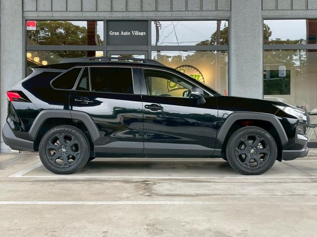 ＲＡＶ４ アドベンチャー　オフロードパッケージＩＩ　１０．５型ナビ　全周囲カメラ　ＴＶ視聴可　ドラレコ　ＥＴＣ　パワーシート＆シートメモリー　シートヒーター　ベンチレーション　レーダークルーズ　電動パーキングブレーキ　ブレーキホールド（51枚目）