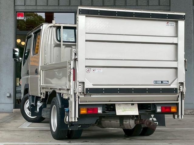 キャンター Ｗキャブ全低床　昇降荷重Ｖ６００　垂直式パワーゲート　バックカメラ　ドラレコ　ＥＴＣ　ワンオーナー　三方開　後輪ダブル　フロントフォグランプ　Ｂｌｕｅｔｏｏｔｈ　アクセサリーソケット　シートカバー　サイドバイザー（46枚目）
