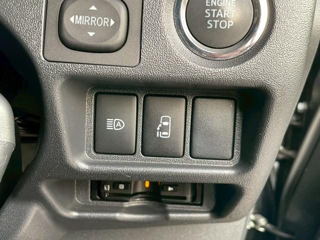 ハイエースワゴン ＧＬ　ＦＬＥＸベットキット　カロッツェリアナビ　サブモニター　後席モニター　Ｆスポイラー　パワースライドドア　オーバーフェンダー　ＹＯＫＯＨＡＭＡタイヤ　ＴＶ視聴可　バックカメラ　ドラレコ　ＥＴＣ（26枚目）