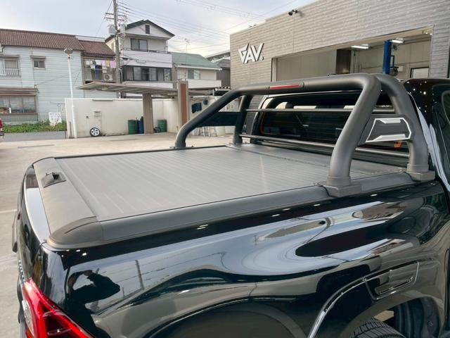 ハイラックス Z GRスポーツ GIギア ロールバー シャッター式ハードトノカバー HDMI パノラミックビュー TOYOTAエンブレム プライバシーガラス パワーシート Appleカープレイ 純正ナビ ドラレコ ETC(5枚目)