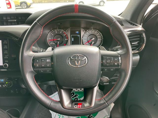 ハイラックス Z GRスポーツ GIギア ロールバー シャッター式ハードトノカバー HDMI パノラミックビュー TOYOTAエンブレム プライバシーガラス パワーシート Appleカープレイ 純正ナビ ドラレコ ETC(12枚目)
