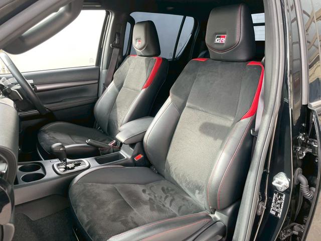 ハイラックス Z GRスポーツ GIギア ロールバー シャッター式ハードトノカバー HDMI パノラミックビュー TOYOTAエンブレム プライバシーガラス パワーシート Appleカープレイ 純正ナビ ドラレコ ETC(33枚目)