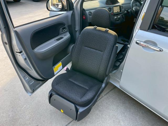 シエンタ ＤＩＣＥ　ウェルキャブ助手席リフトＵＰ　Ａ　福祉車両　社外ナビ　ＴＶ視聴可　パワースライドドア　レーダー探知機　キーレス　ドラレコ　ＥＴＣ　バックカメラ　パワースライドドア　ＭＡＮＡＲＡＹ　ＳＰＯＲＴホイール（4枚目）