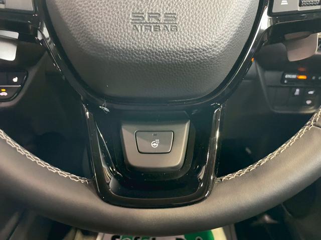 ZR-V e:HEV Z 全周囲カメラ パワーシート&シートメモリー ハンズフリーパワーバックドア 純正ナビ TV視聴可 Appleカープレイ 電動パーキングブレーキ ブレーキホールド シートヒーター ETC ドラレコ(15枚目)