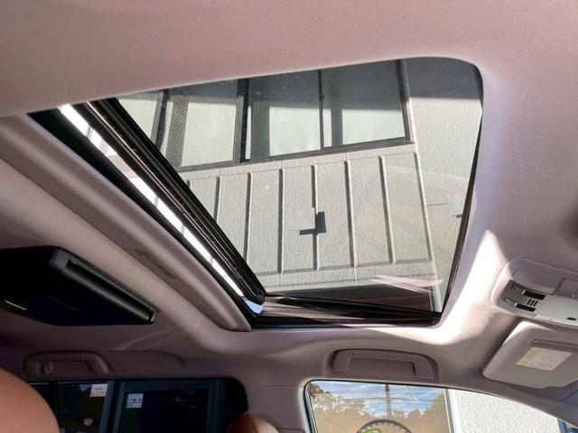 ランドクルーザープラド TX Lパッケージ 70thアニバーサリーリミテッド 後席モニター サンルーフ アルパインナビ シートヒーター&ベンチレーション パワーシート クルーズコントロール TV視聴可 HDMI プライバシーフィルム 茶革 ドラレコ ETC バックカメラ(4枚目)
