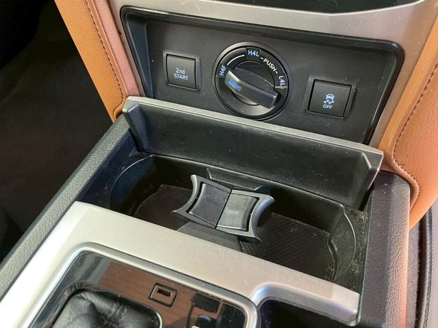 ランドクルーザープラド TX Lパッケージ 70thアニバーサリーリミテッド 後席モニター サンルーフ アルパインナビ シートヒーター&ベンチレーション パワーシート クルーズコントロール TV視聴可 HDMI プライバシーフィルム 茶革 ドラレコ ETC バックカメラ(25枚目)