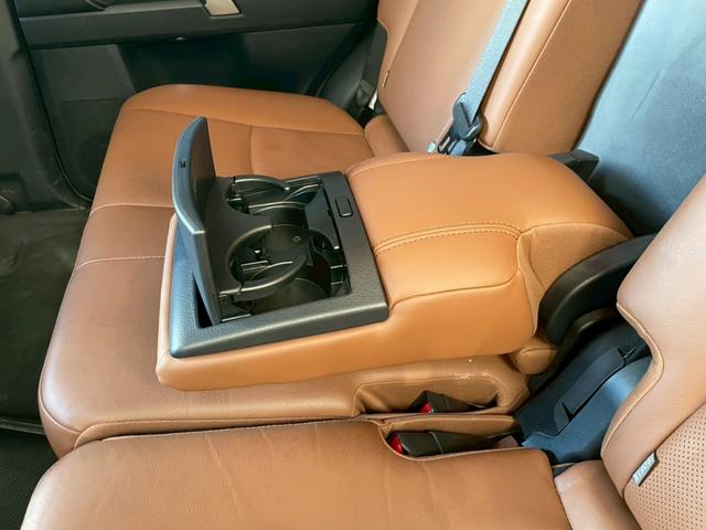 ランドクルーザープラド TX Lパッケージ 70thアニバーサリーリミテッド 後席モニター サンルーフ アルパインナビ シートヒーター&ベンチレーション パワーシート クルーズコントロール TV視聴可 HDMI プライバシーフィルム 茶革 ドラレコ ETC バックカメラ(38枚目)