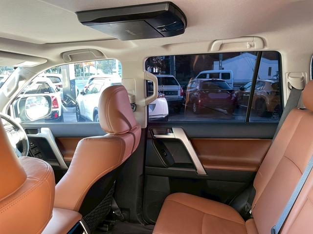 ランドクルーザープラド TX Lパッケージ 70thアニバーサリーリミテッド 後席モニター サンルーフ アルパインナビ シートヒーター&ベンチレーション パワーシート クルーズコントロール TV視聴可 HDMI プライバシーフィルム 茶革 ドラレコ ETC バックカメラ(47枚目)