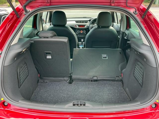 Ｃ３ フィール　ガラスルーフ　ドラレコ　ＥＴＣ　キーレス　オートライト　パドルシフト　ラゲージマット　フロントフォグランプ　Ｂｌｕｅｔｏｏｔｈ（27枚目）