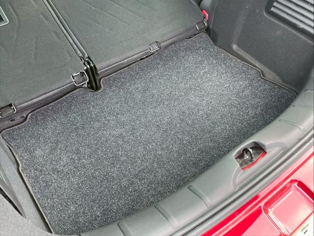 Ｃ３ フィール　ガラスルーフ　ドラレコ　ＥＴＣ　キーレス　オートライト　パドルシフト　ラゲージマット　フロントフォグランプ　Ｂｌｕｅｔｏｏｔｈ（29枚目）