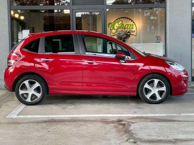 Ｃ３ フィール　ガラスルーフ　ドラレコ　ＥＴＣ　キーレス　オートライト　パドルシフト　ラゲージマット　フロントフォグランプ　Ｂｌｕｅｔｏｏｔｈ（40枚目）